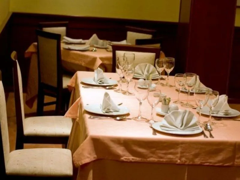 Arber Hotel تيرانا